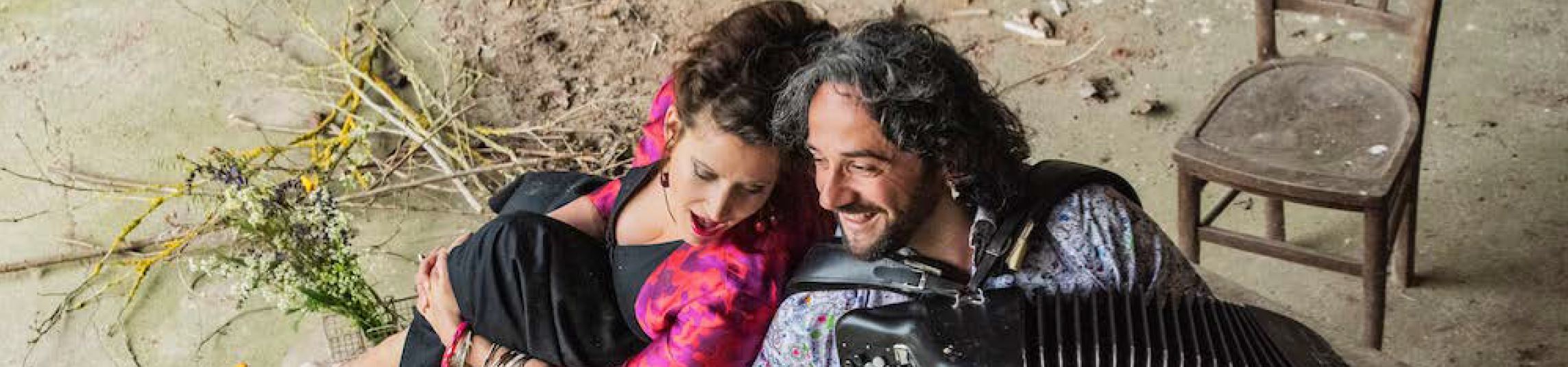 Duo frictions remy poulakis sarah laulan Duo frictions remy poulakis sarah laulan
