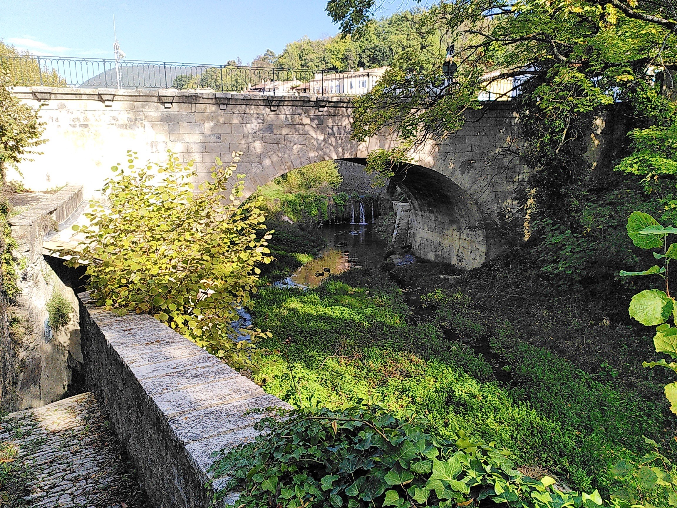 Un été au bord du Jabron, à Dieulefit.