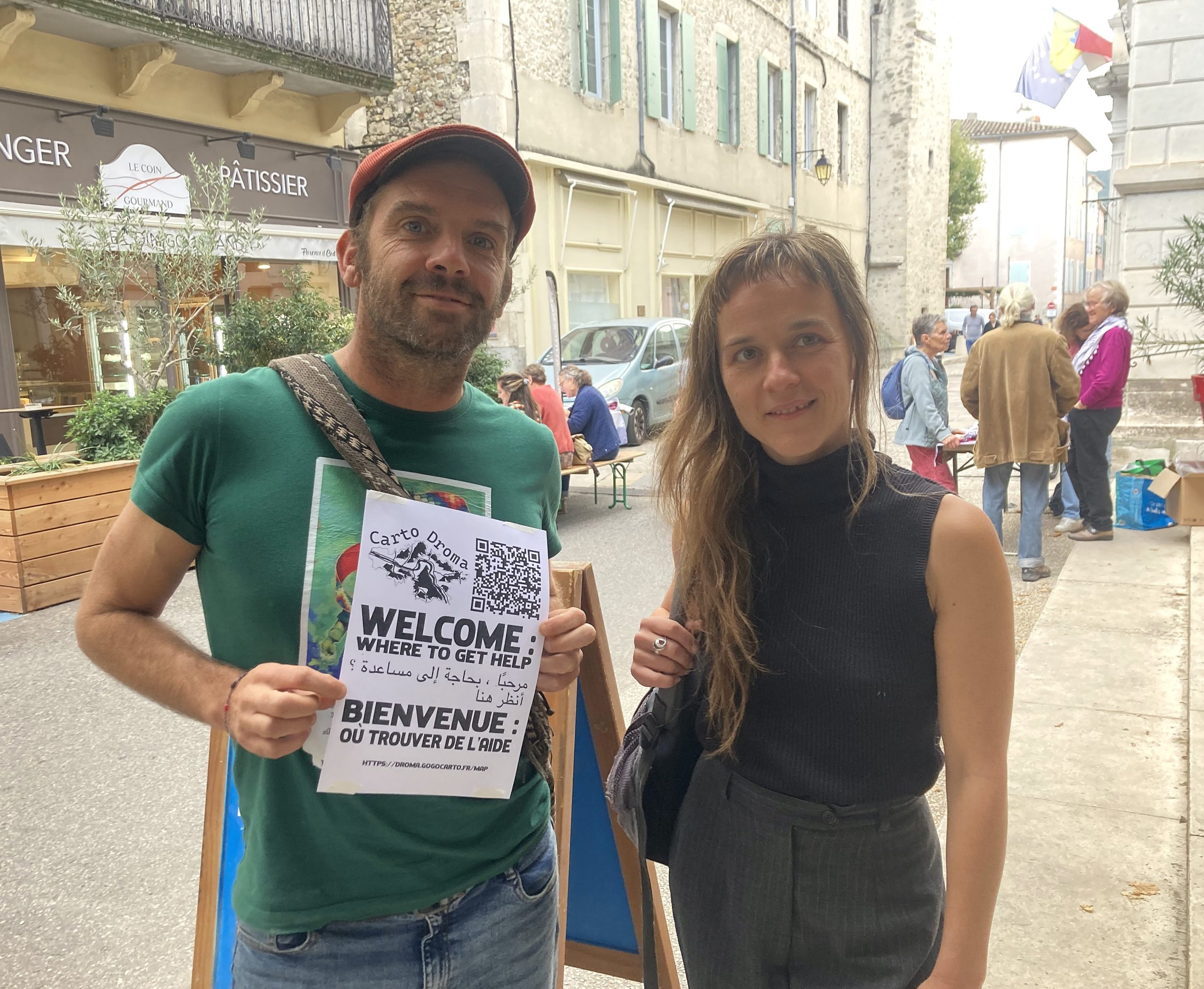 Stéphane Trouille et Morgane Dujmovic au festival Les Murs ne servent à rien, à Dieulefit.