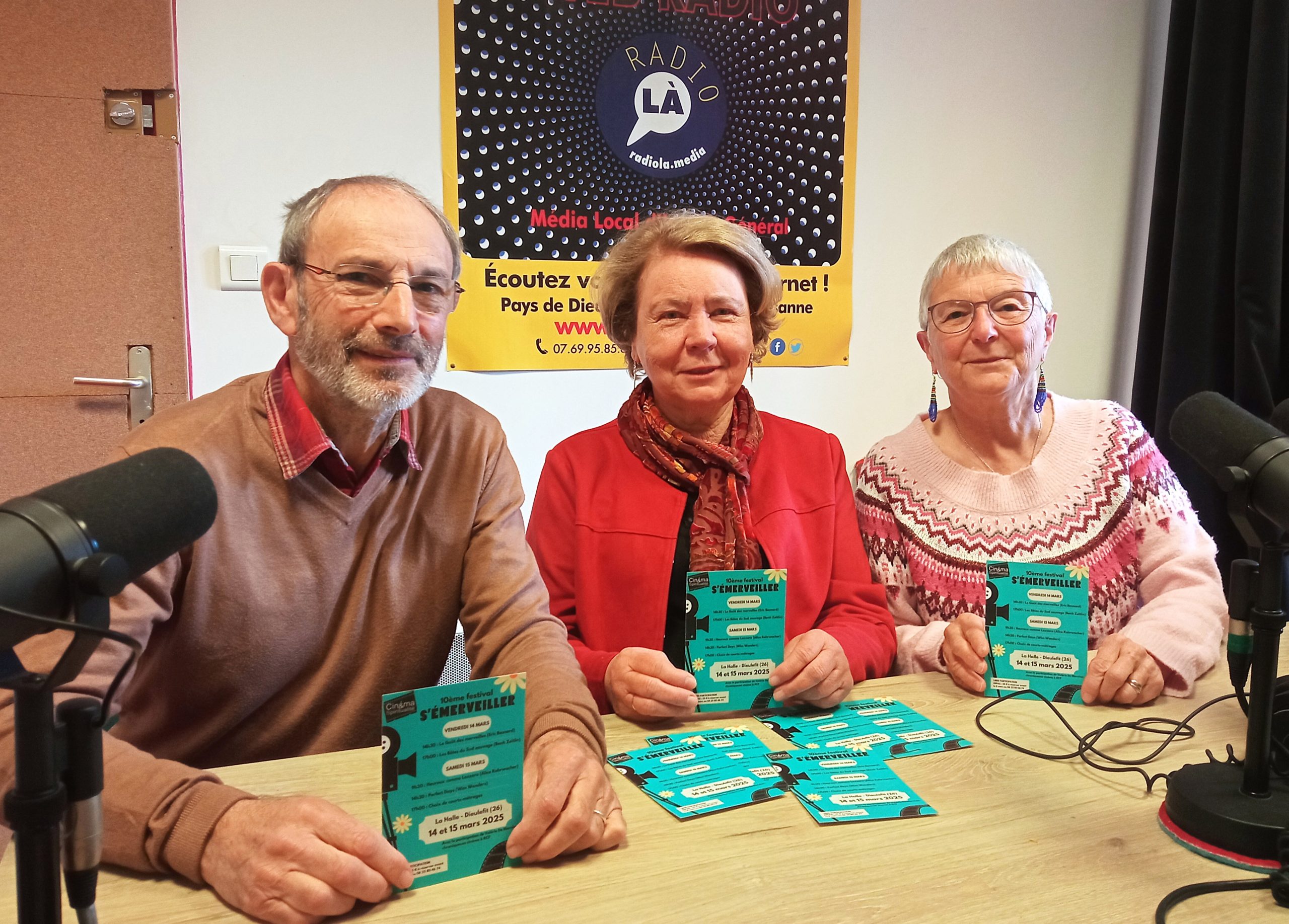 Jean-Pierre, Michèle et Colette de l'association Cinéma & Spiritualité.