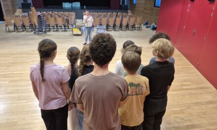 Résistantes et résistants sur scène, jeunes à la ville : la compagnie des Lisières initie l&rsquo;Espace Jeunes au théâtre
